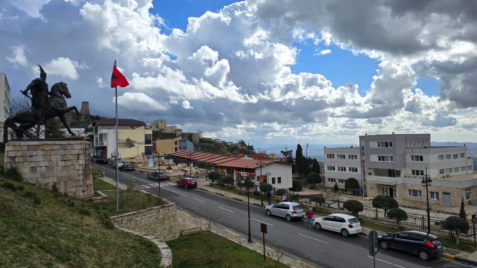 Enma Hotel Krujë