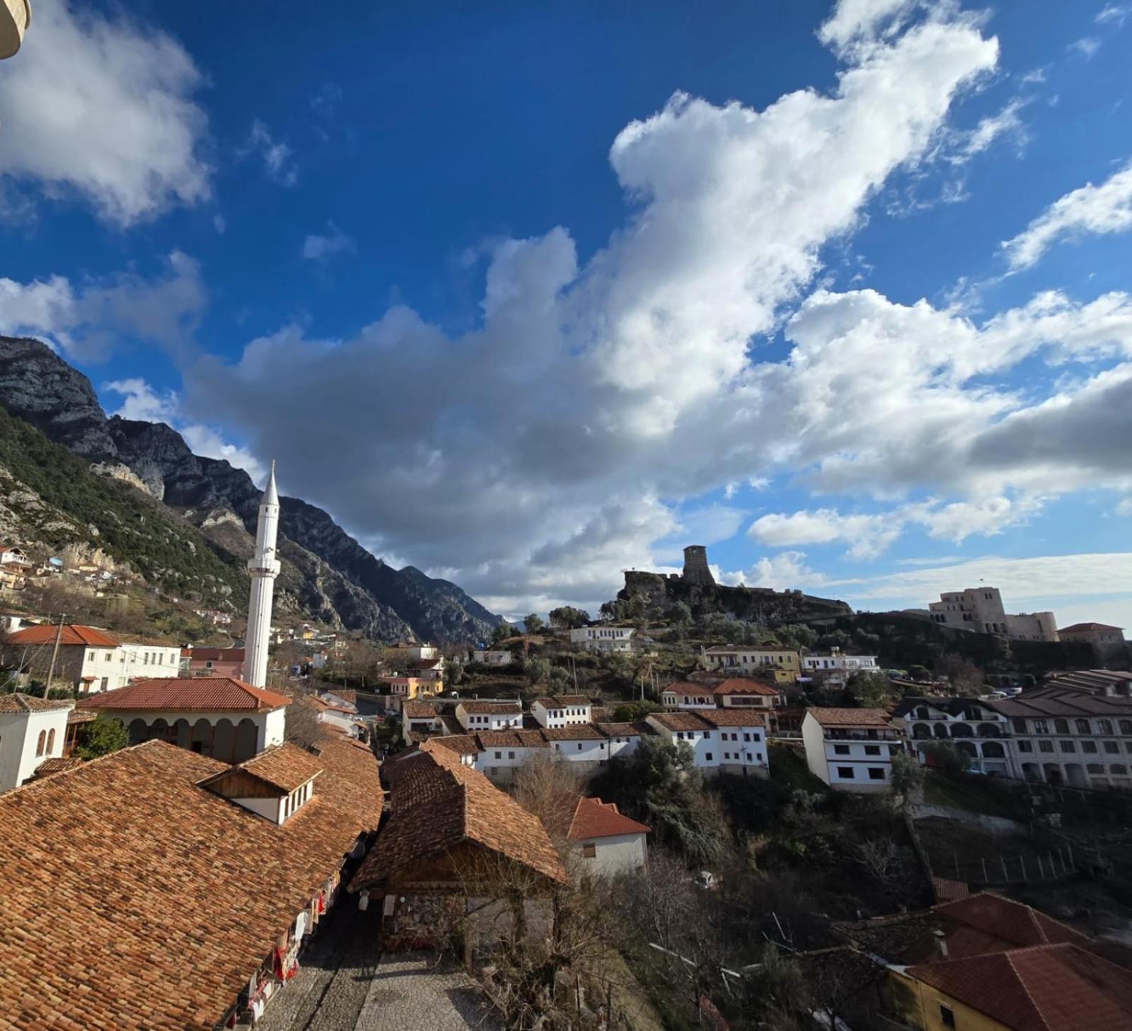 Enma Hotel Krujë